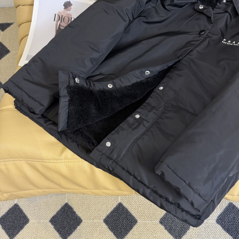 Pra*a outwear